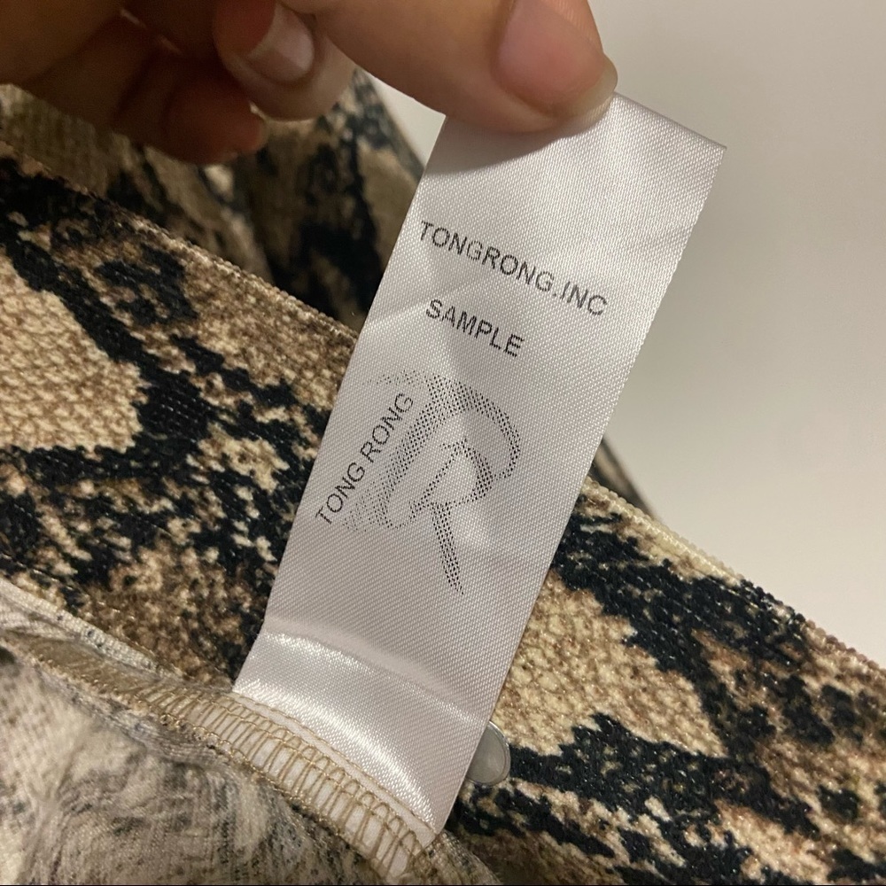 Unknown Brand Sample Snake Print Jacket Size Small - image 8